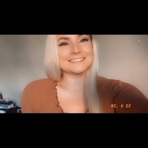 Meet your Posher, Kelsey